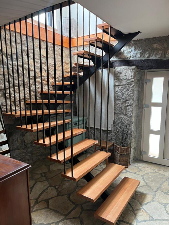 Villa Mavrici, Neighbors Free Buzet Exterior foto