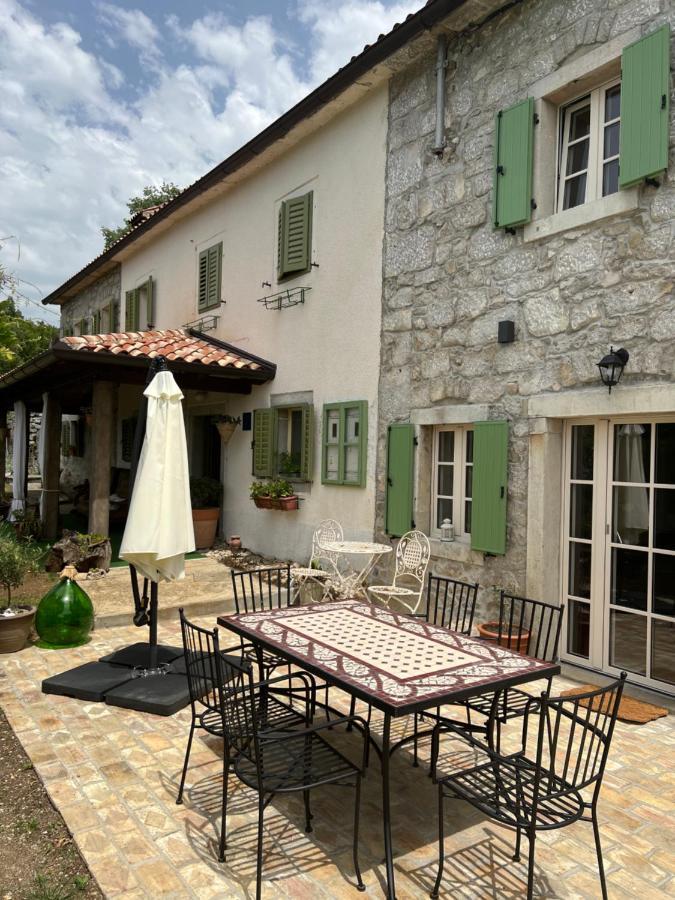 Villa Mavrici, Neighbors Free Buzet Exterior foto