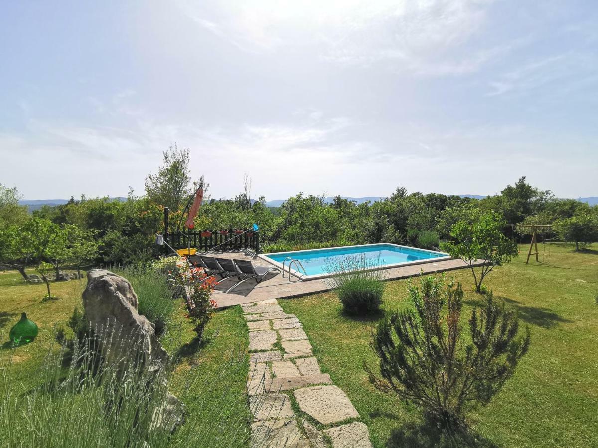 Holiday Home Villa Mavrici Buzet Exterior foto