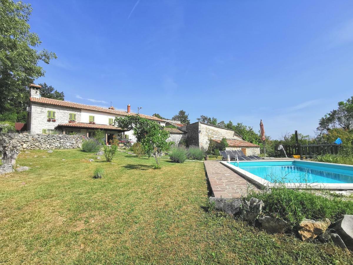 Villa Mavrici, Neighbors Free Buzet Exterior foto