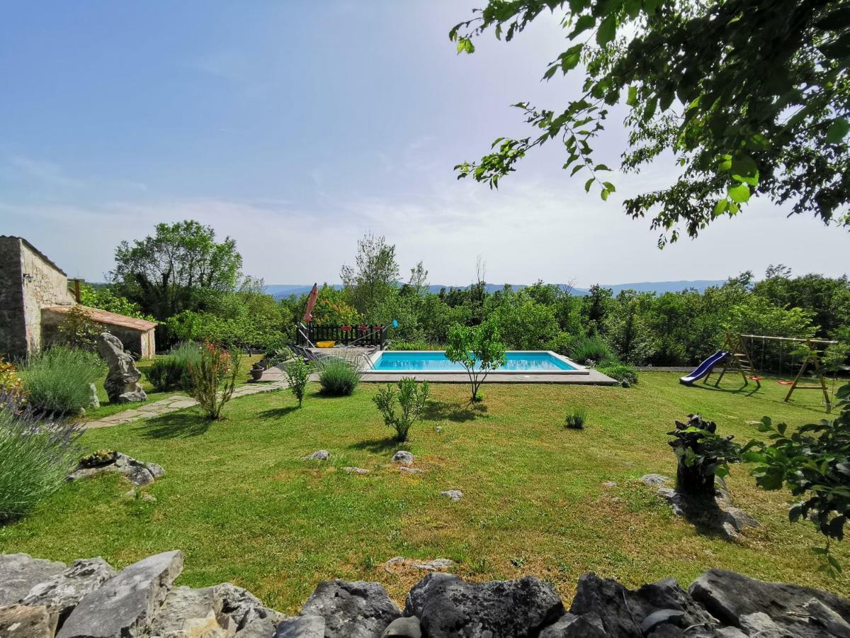 Holiday Home Villa Mavrici Buzet Exterior foto